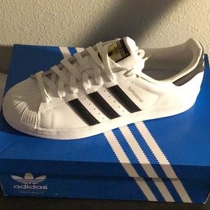 Adidas,superstar,10.5,black/white